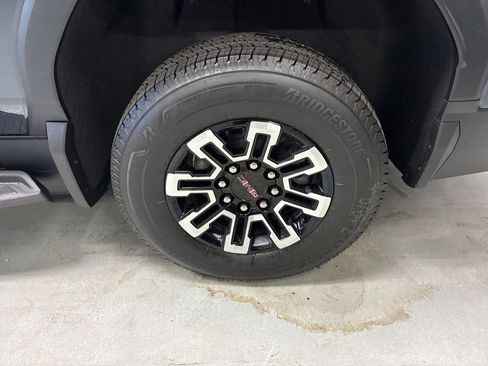 New 2026 GMC Sierra EV Elevation image 32