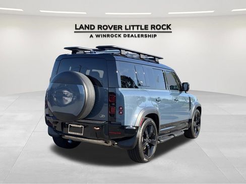 Used 2023 Land Rover Defender 110 X-Dynamic SE AWD/4WD image 2