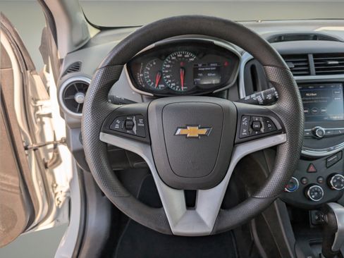 Used 2020 Chevrolet Sonic LT FWD image 16