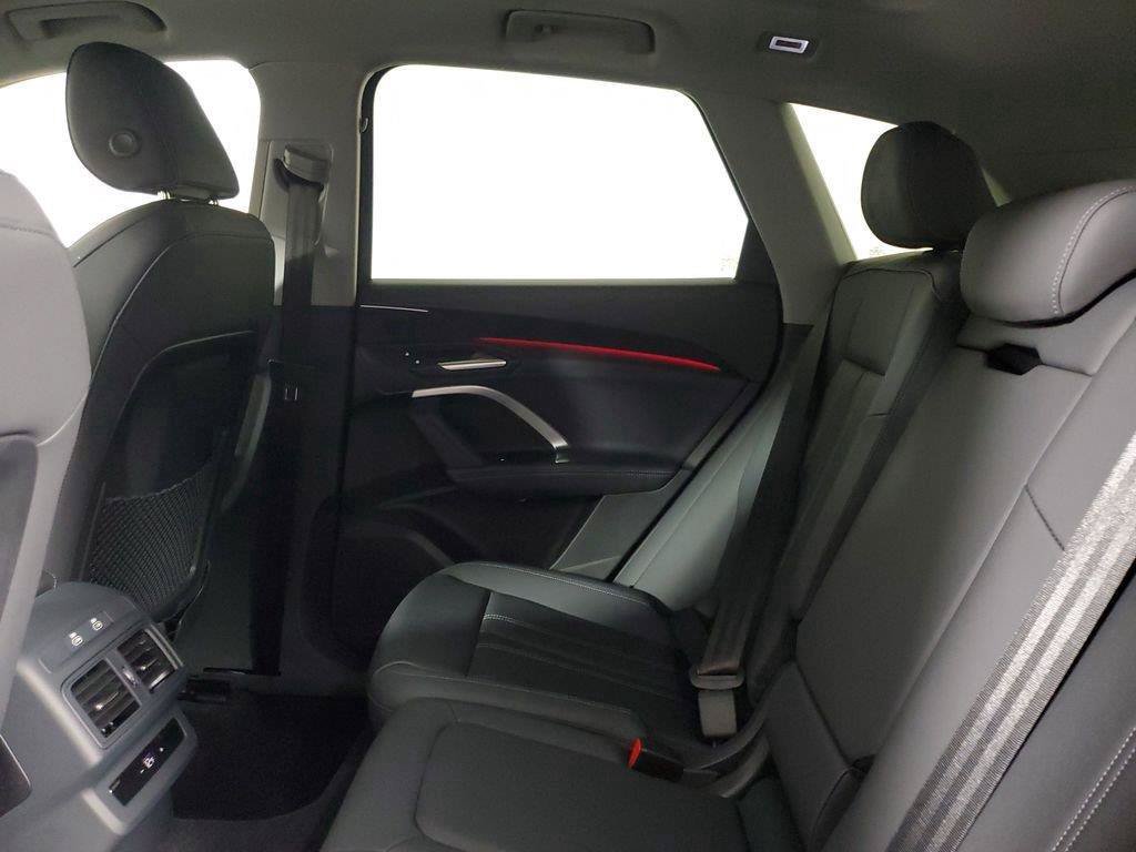 New 2026 Audi Q5 Premium AWD/4WD image 18