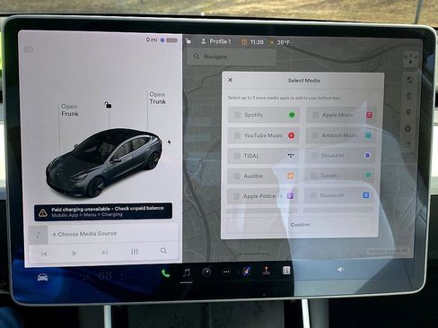 Used 2020 Tesla Model 3 Standard Range Plus image 17