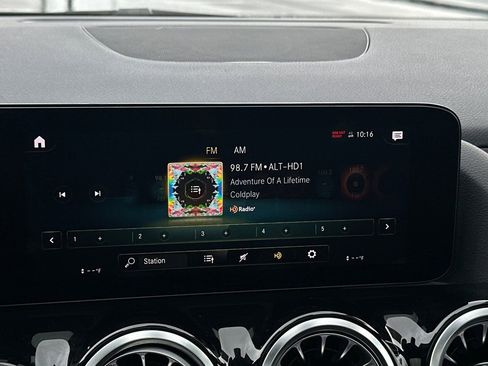 Certified 2022 Mercedes-Benz GLA 250 GLA 250 image 33