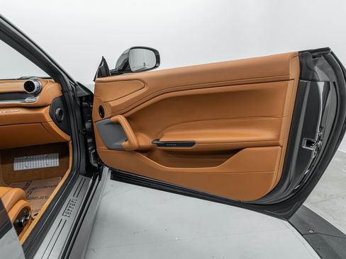 Certified 2019 Ferrari GTC4Lusso image 19