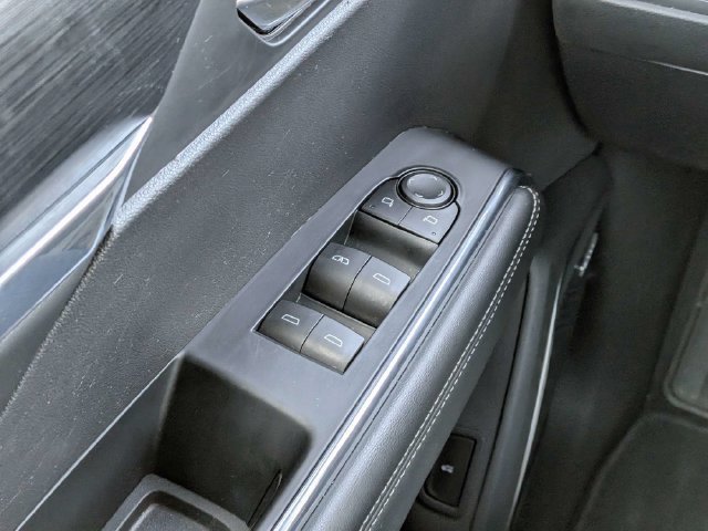 Used 2026 GMC Acadia Elevation FWD image 27