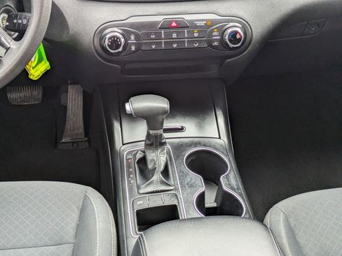 Used 2019 Kia Sorento L image 18