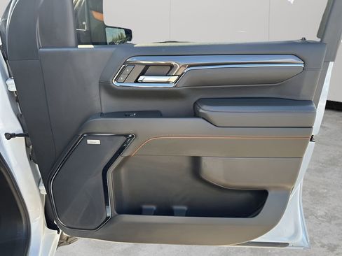 Used 2024 GMC Sierra 2500 AT4 w/ AT4 Premium Plus Package image 13