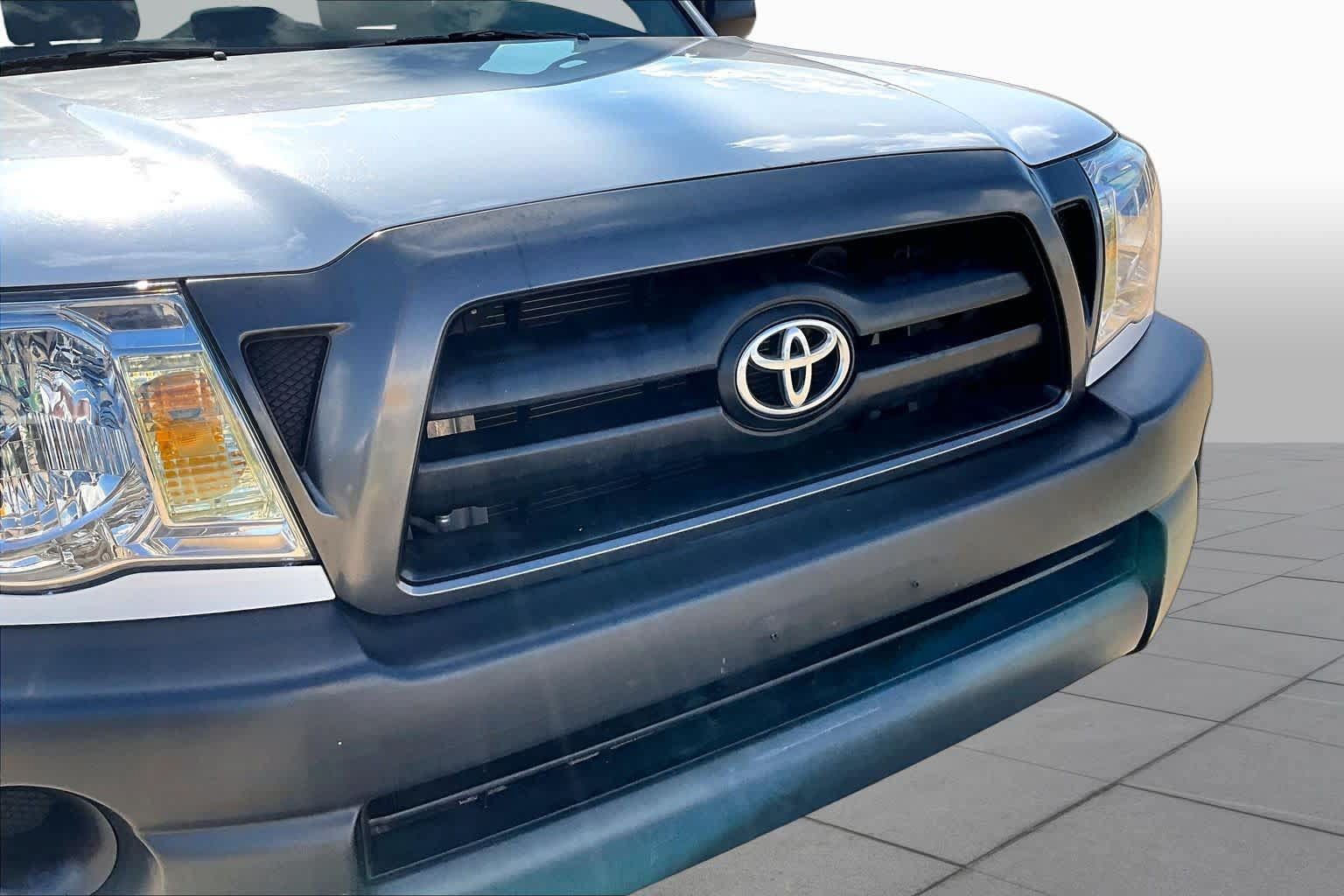 Used 2007 Toyota Tacoma 2WD Regular Cab w/ Enhancement Pkg image 27