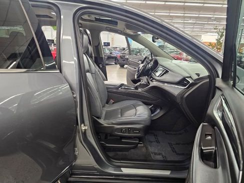 Used 2019 Buick Enclave Essence image 31