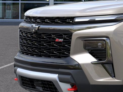 New 2026 Chevrolet Traverse Z71 w/ Driver Confidence Package image 37