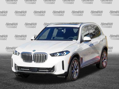 Certified 2025 BMW X5 sDrive40i w/ Premium Package image 5