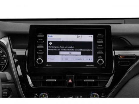 Used 2023 Toyota Camry SE w/ Convenience Package FWD image 16