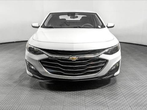Used 2024 Chevrolet Malibu LT FWD image 12