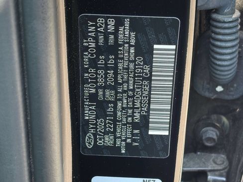 Used 2026 Hyundai Elantra Sport FWD image 24