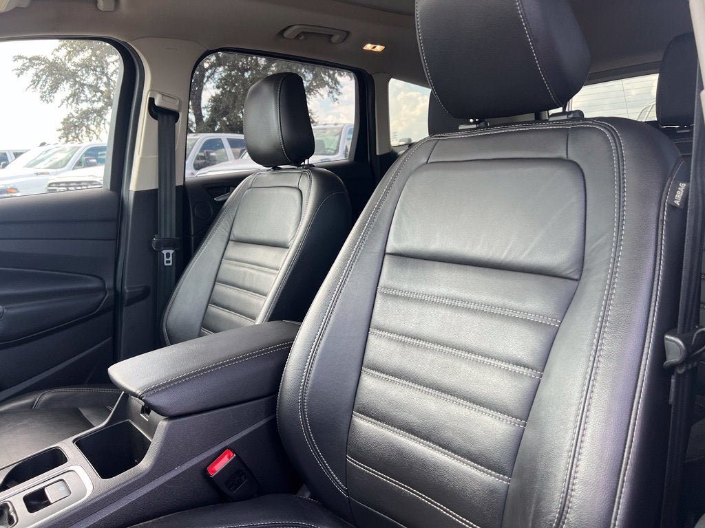 Used 2019 Ford Escape Titanium AWD/4WD image 13
