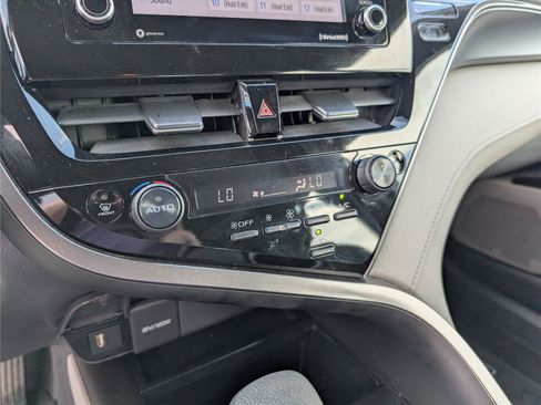 Used 2024 Toyota Camry LE FWD image 18