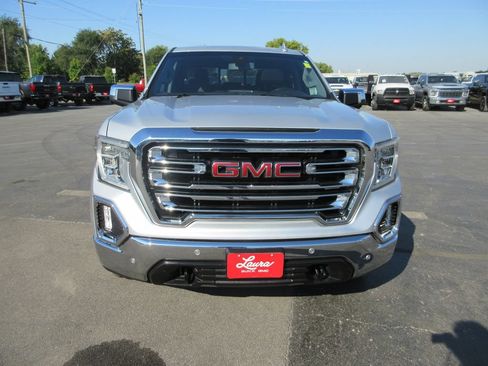 Used 2019 GMC Sierra 1500 SLT w/ SLT Premium Plus Package AWD/4WD image 15
