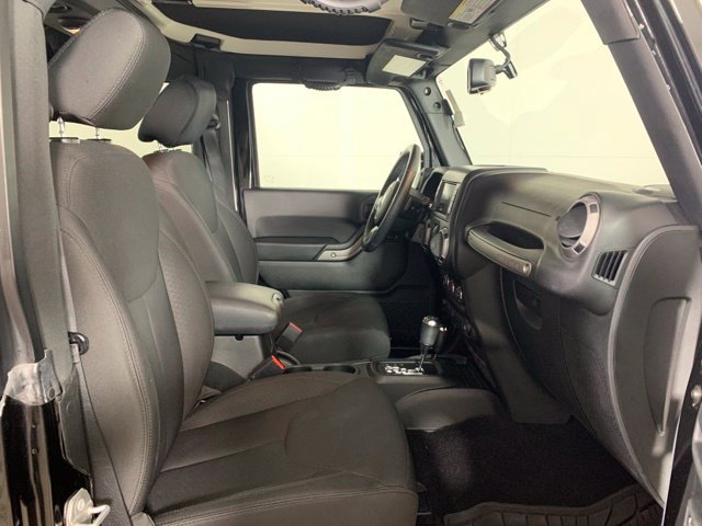 Used 2017 Jeep Wrangler Sport AWD/4WD image 18