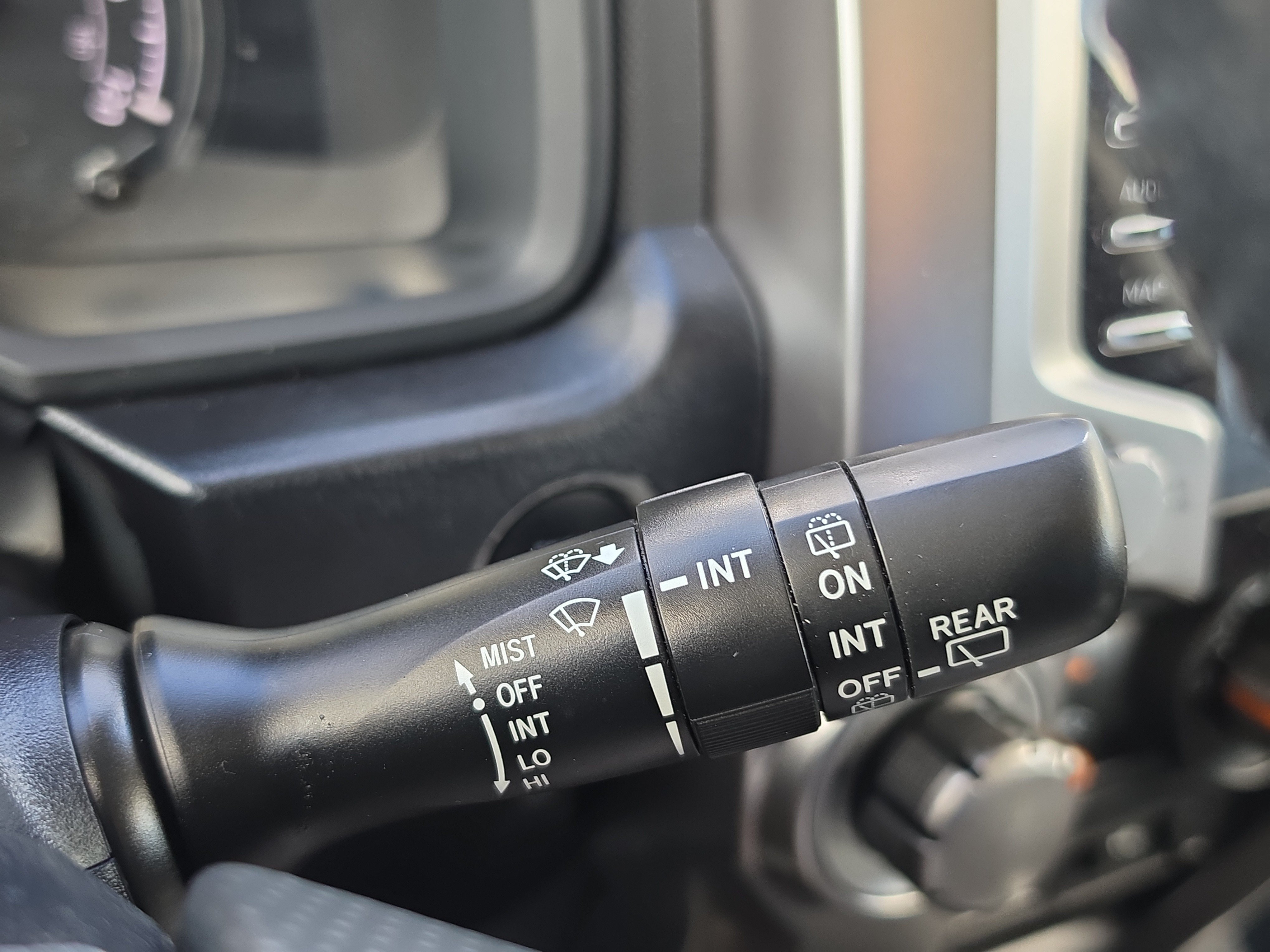 Used 2023 Toyota 4Runner SR5 Premium w/ Moonroof Package RWD image 21