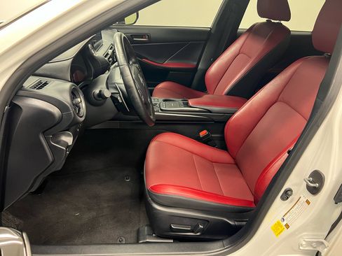 Used 2024 Lexus IS 300 w/ Comfort Package image 4