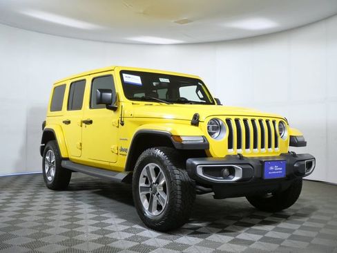 Used 2019 Jeep Wrangler Unlimited Sahara w/ Uconnect 4C Nav & Sound Group AWD/4WD image 1