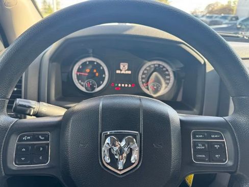 Used 2015 RAM 1500 Express AWD/4WD image 17