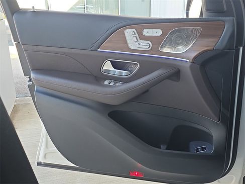 Used 2022 Mercedes-Benz GLE 450 4MATIC image 22