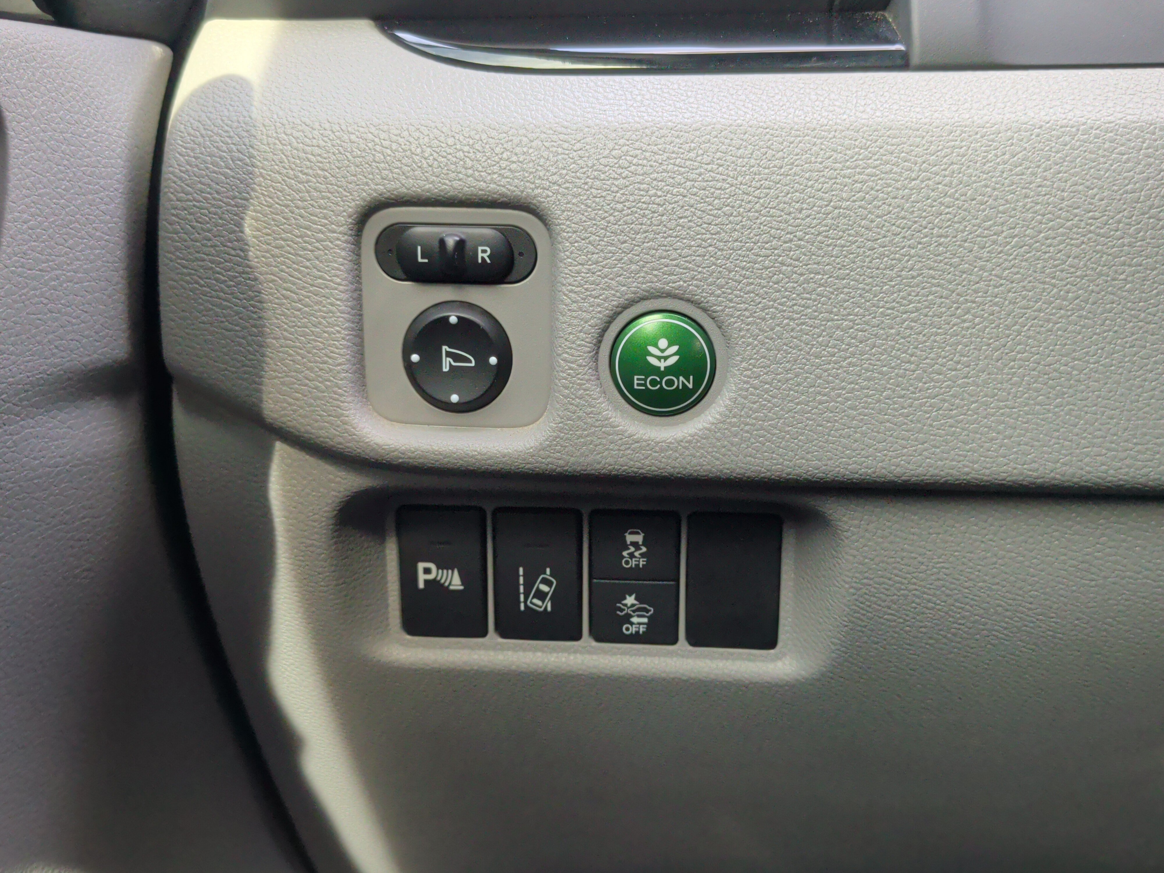 Used 2016 Honda Pilot Touring image 24