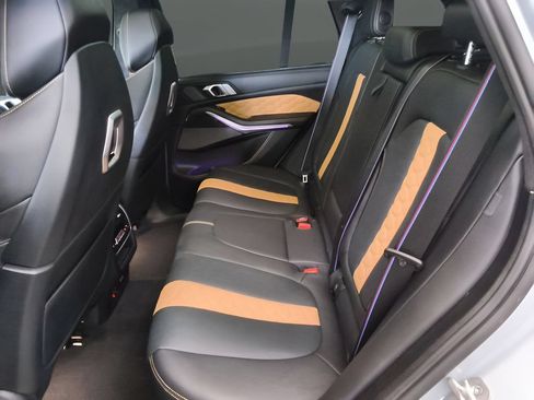 Used 2025 BMW X5 M Competition w/ Executive Package AWD/4WD image 21