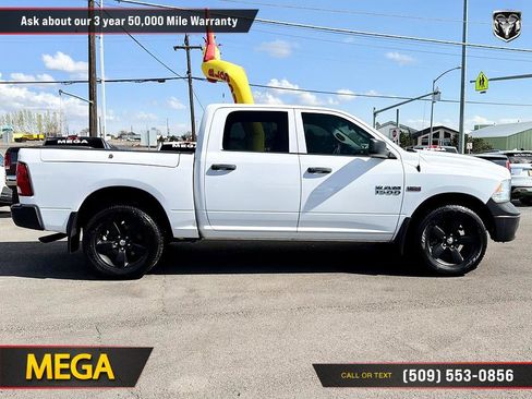 Used 2017 RAM 1500 4x4 Crew Cab image 13