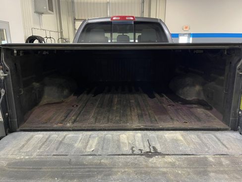 Used 2011 Toyota Tundra 4x4 Double Cab image 17