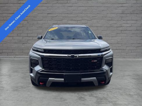 Used 2025 Chevrolet Traverse Z71 w/ Enhanced Driving Package AWD/4WD image 2