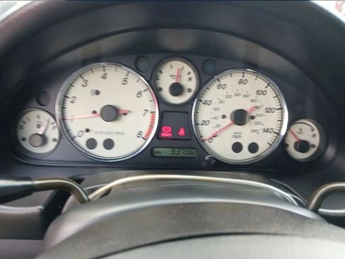Used 2002 MAZDA MX-5 Miata LS RWD image 9