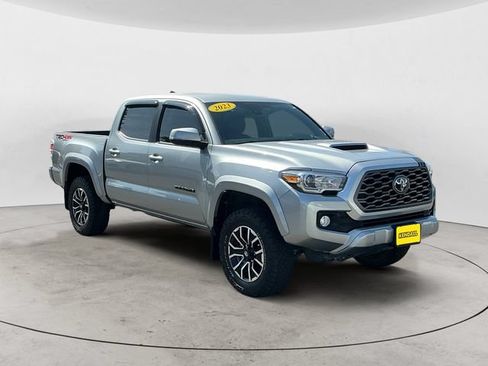 Certified 2023 Toyota Tacoma TRD Sport w/ Advanced Technology Package AWD/4WD image 3