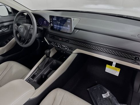 New 2026 Honda Accord LX image 33