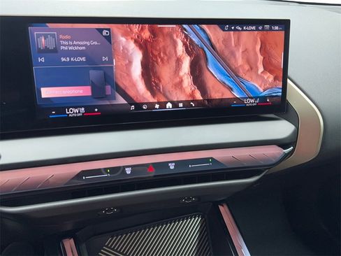 Used 2025 BMW X3 xDrive30i image 28