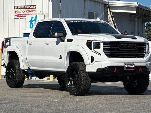 New 2026 GMC Sierra 1500 AT4 w/ AT4 Premium Package AWD/4WD image 2