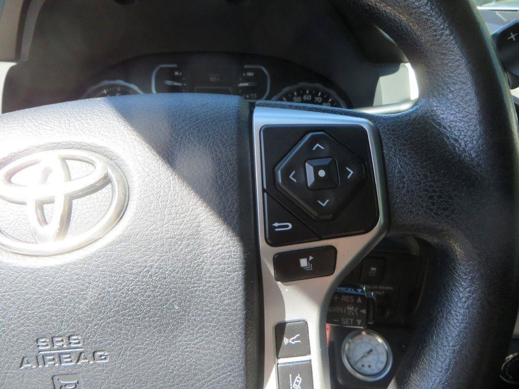 Used 2018 Toyota Tundra SR5 AWD/4WD image 18