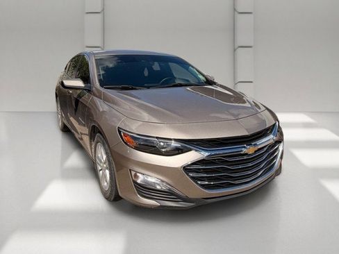 Used 2024 Chevrolet Malibu LS FWD image 3