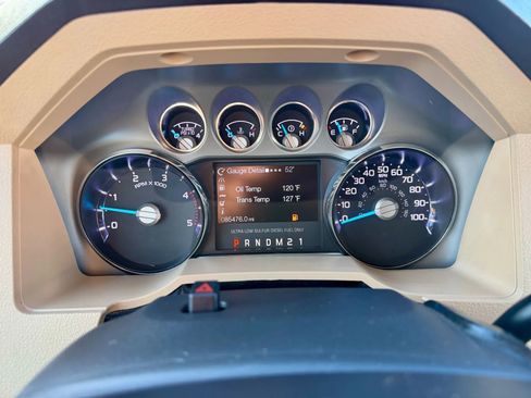 Used 2016 Ford F350 XLT w/ XLT Premium Package image 12