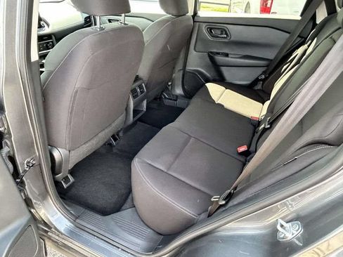 Used 2025 Nissan Rogue S FWD image 8
