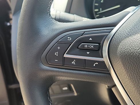 Used 2023 INFINITI Q50 Sensory image 24