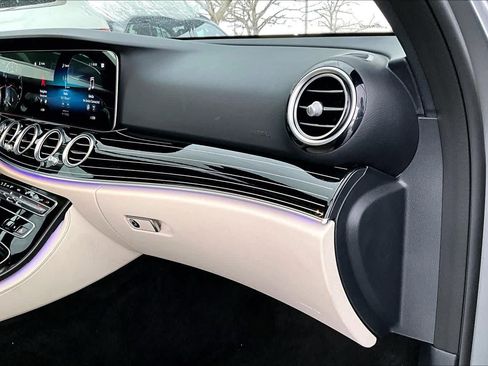 Certified 2022 Mercedes-Benz E 350 E 350 image 19