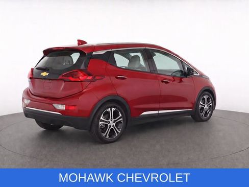 Used 2017 Chevrolet Bolt Premier w/ Driver Confidence II Package FWD image 5