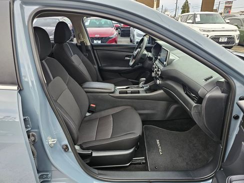 Used 2024 Nissan Sentra SV image 12