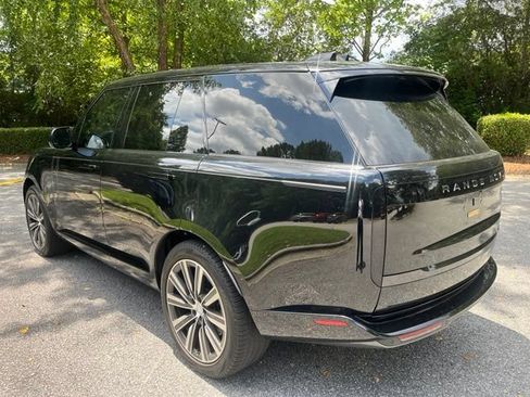 Certified 2023 Land Rover Range Rover SE AWD/4WD image 7
