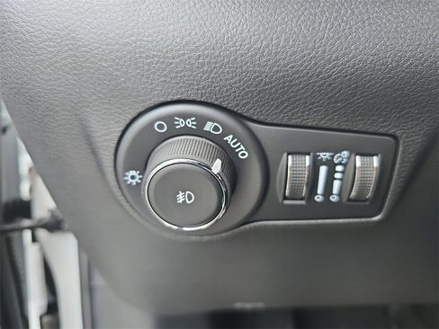 New 2026 Jeep Compass Limited image 26