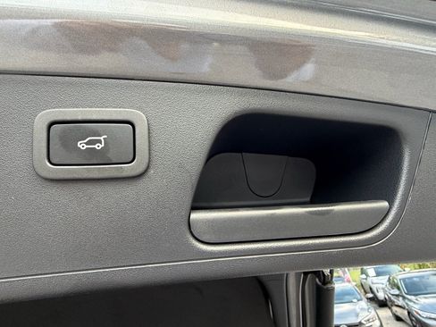 Used 2021 Jaguar E-PACE SE AWD/4WD image 15