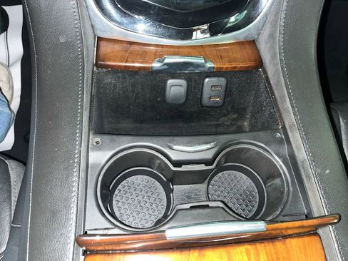 Used 2016 Cadillac Escalade ESV Premium image 20