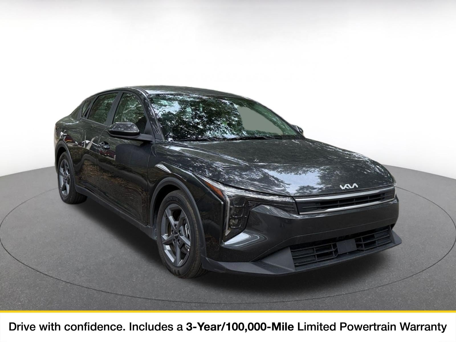 Used 2025 Kia K4 FWD image 1