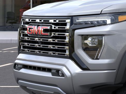 New 2026 GMC Canyon Denali AWD/4WD image 13